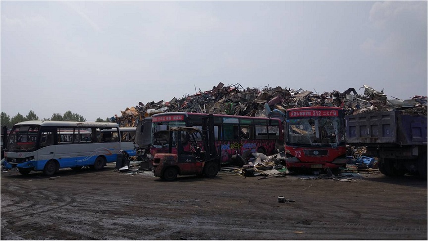 報廢汽車拆解機.jpg